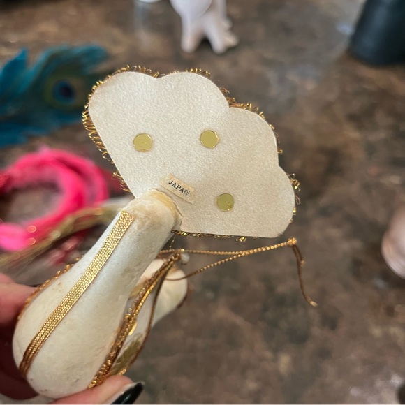 Vintage MCM feathered BIRDS ORNAMENTS Sequined, Feathered Clip On, 4 Estate - Picture 10 of 11